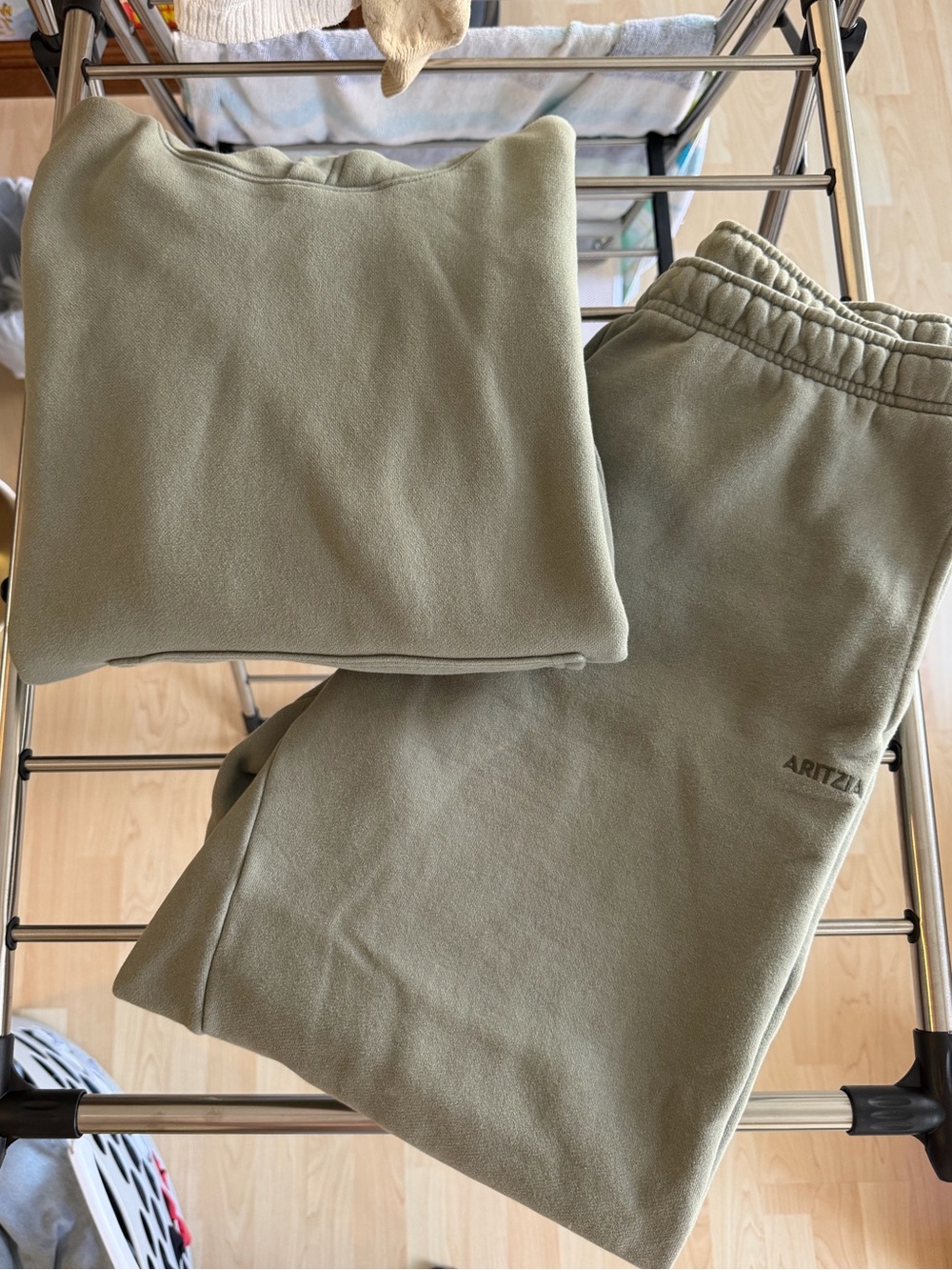 Aritzia Matching Sweats